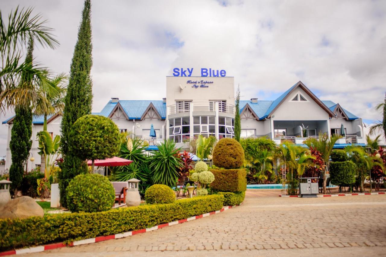 Hotel Sky Blue Mada Alasora Buitenkant foto