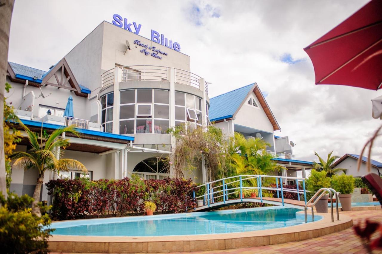 Hotel Sky Blue Mada Alasora Buitenkant foto