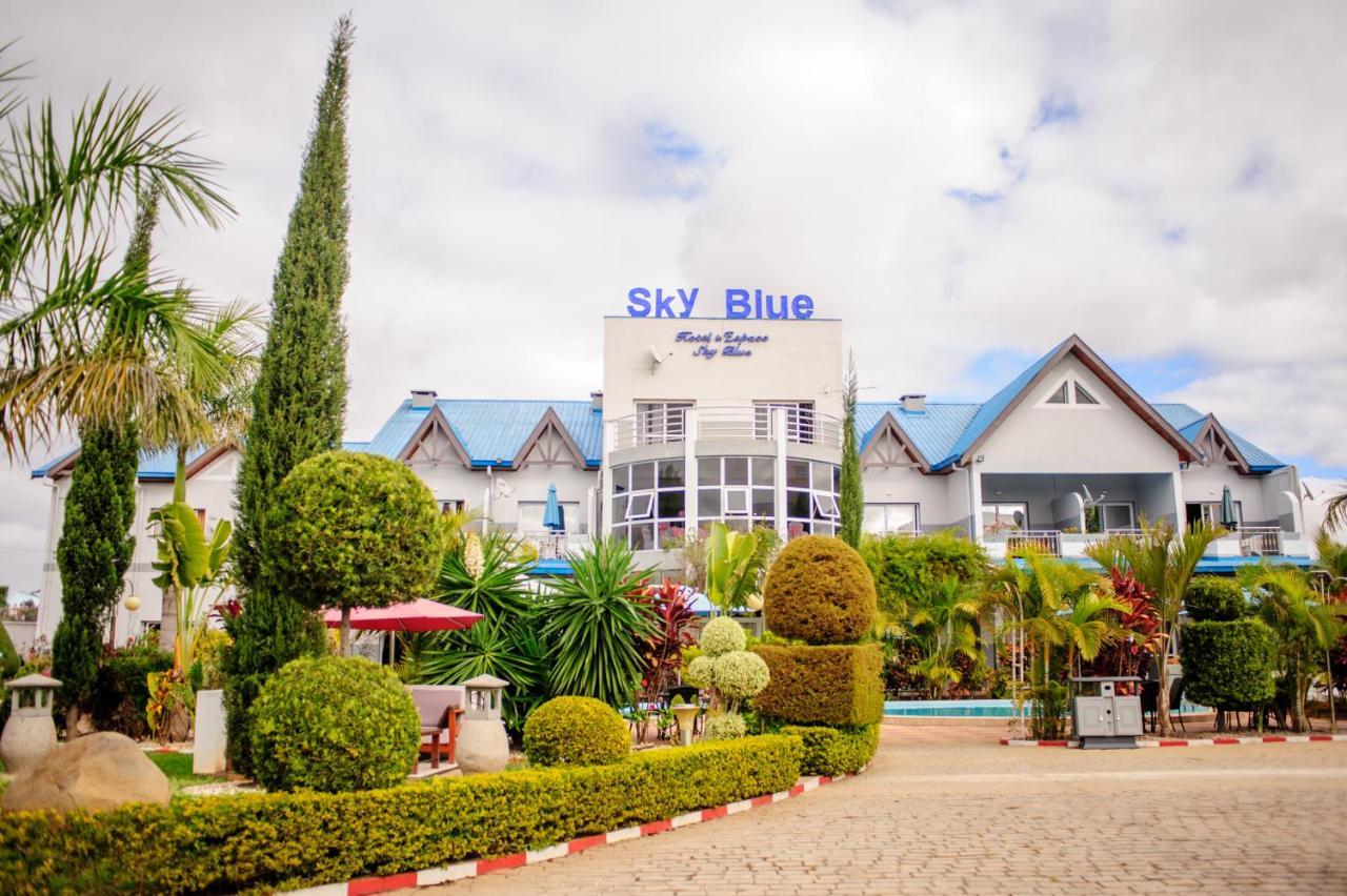 Hotel Sky Blue Mada Alasora Buitenkant foto